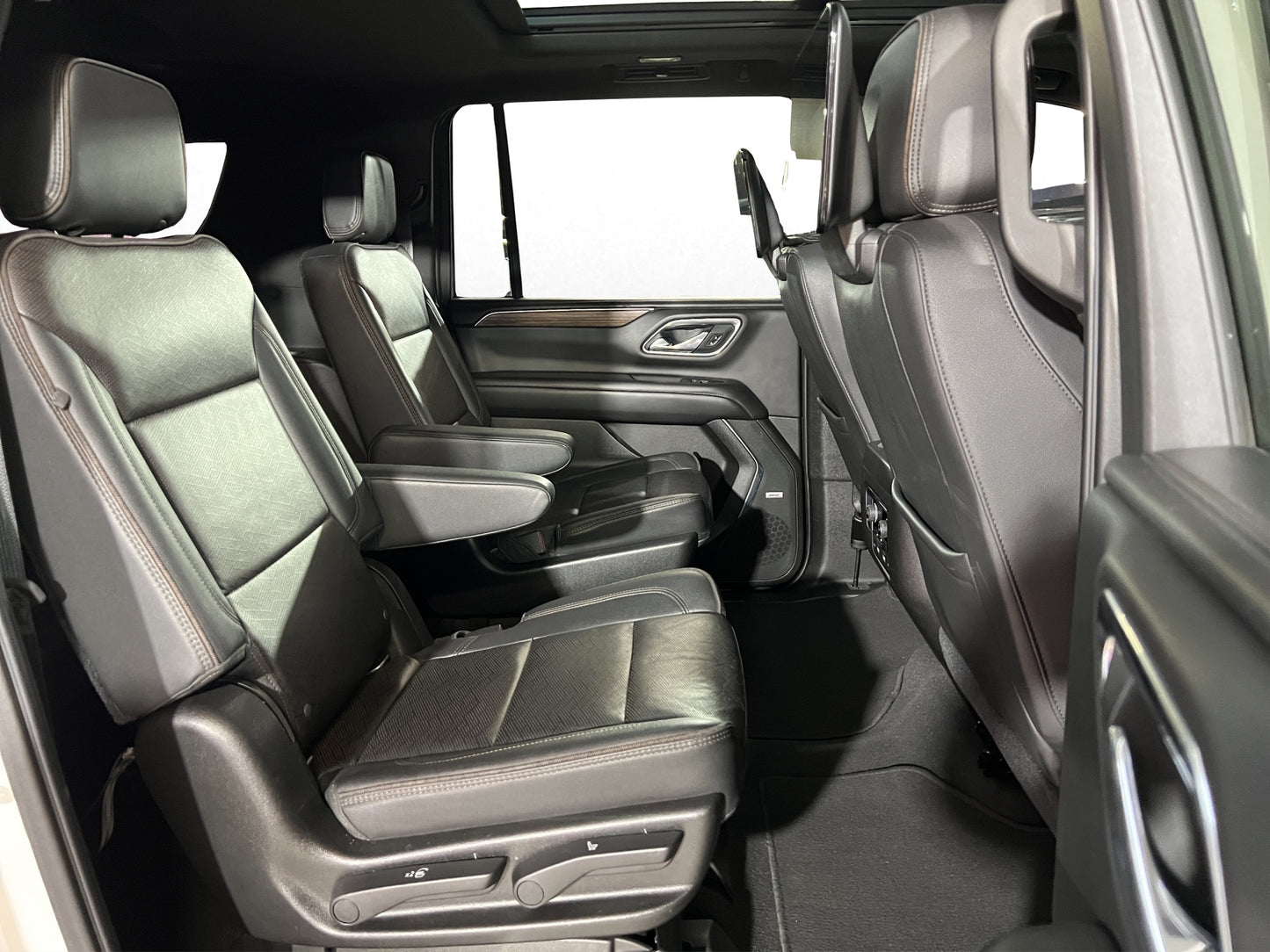 2021 Chevrolet Suburban High Country