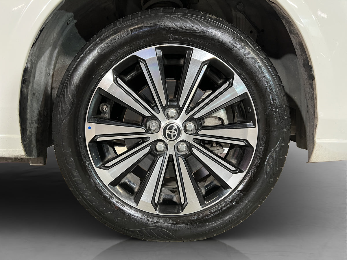 2024 Toyota Avanza XLE