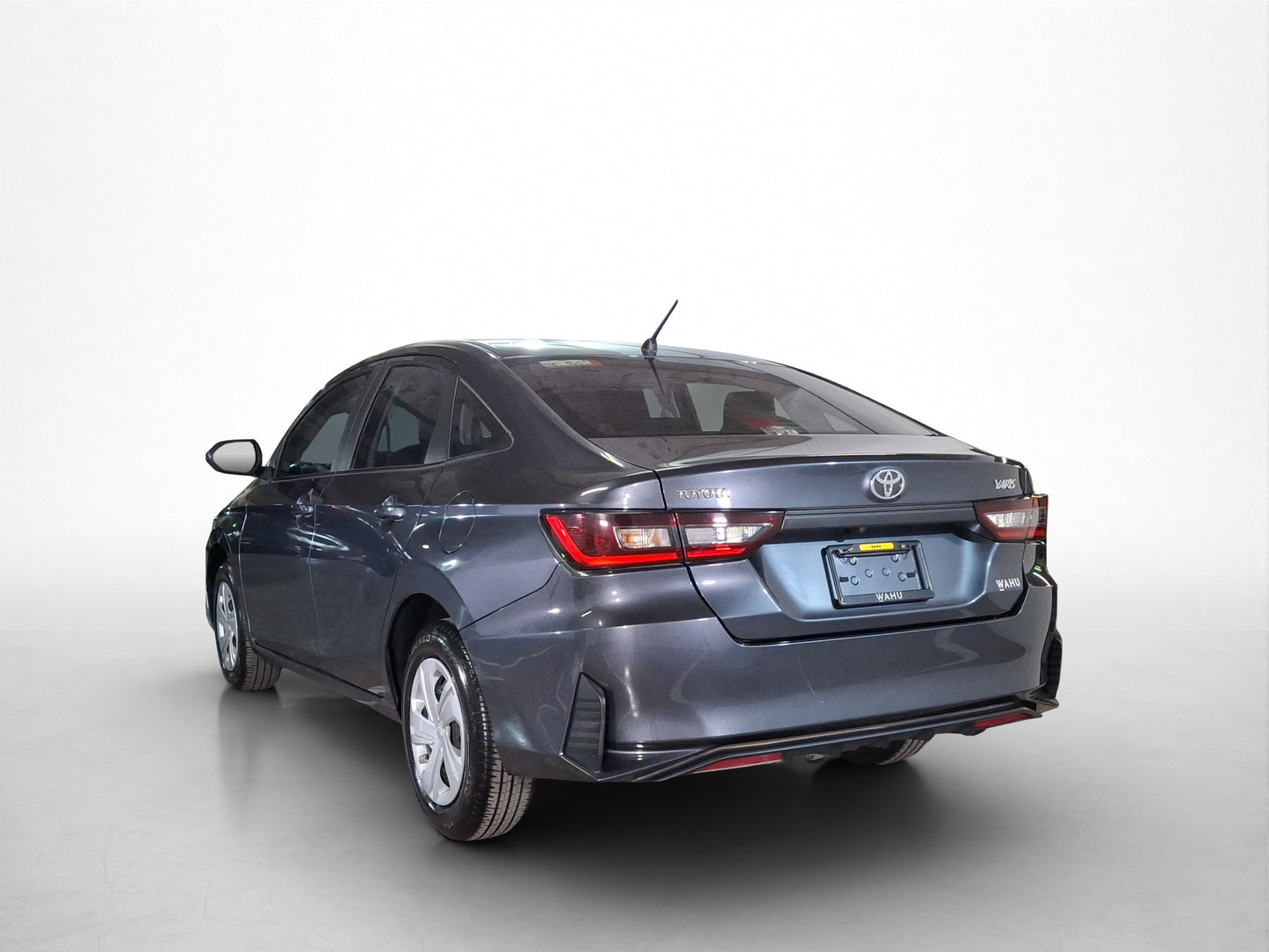 2023 Toyota Yaris Base MT