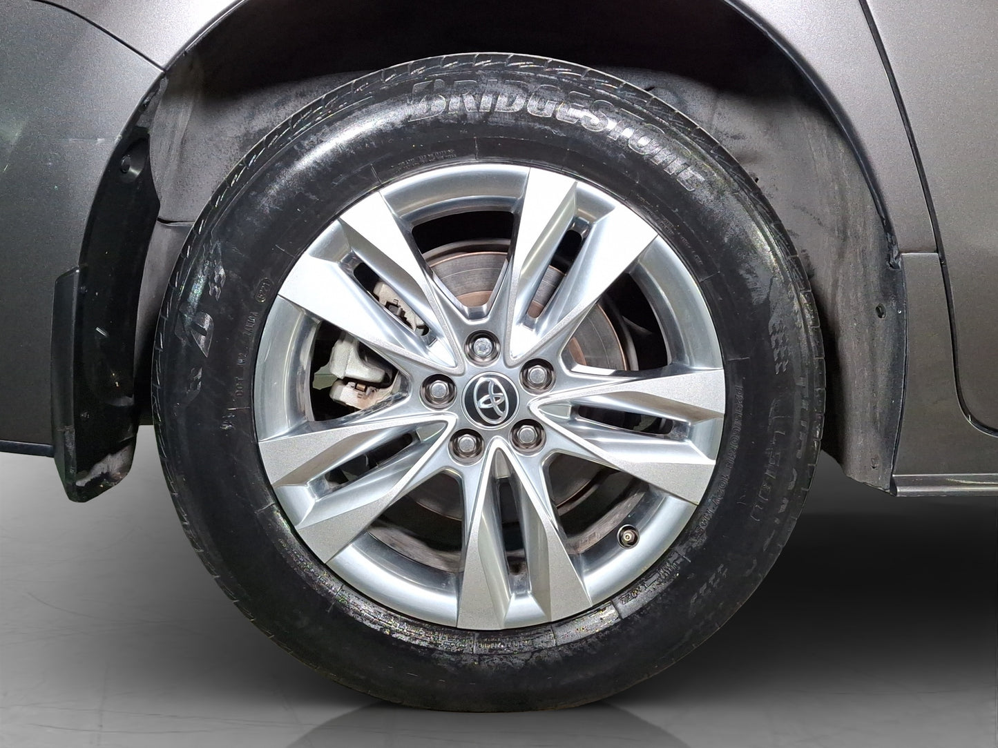 2022 Toyota Sienna XLE Piel Híbrida
