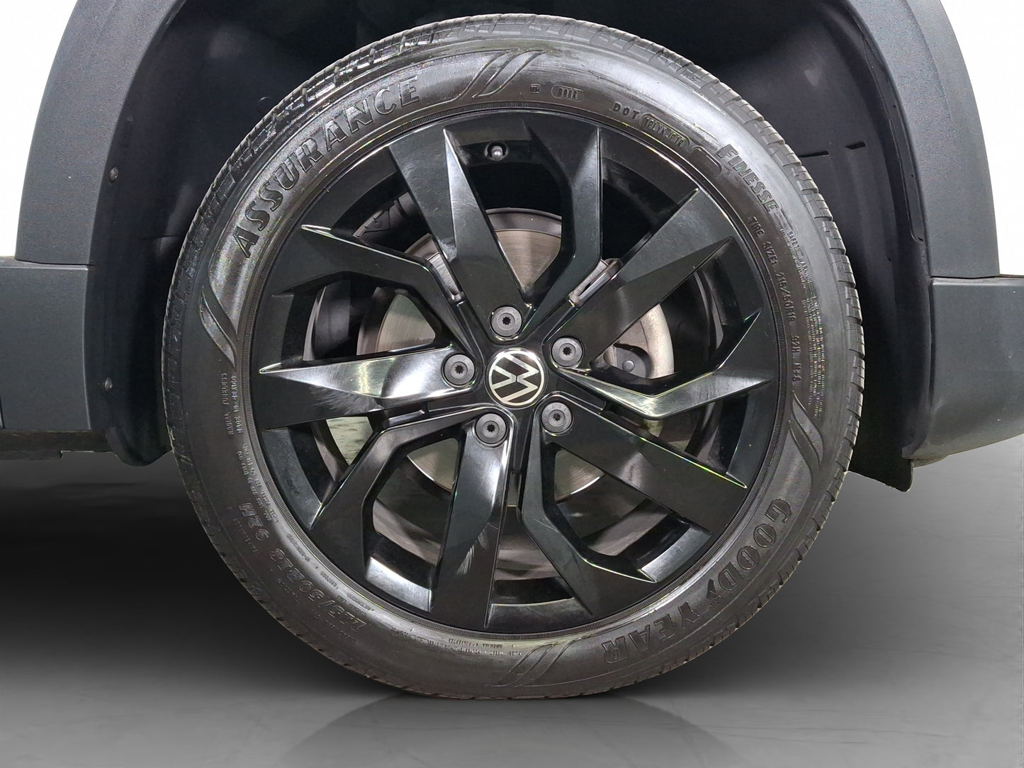 2022 Volkswagen Taos Highline Black