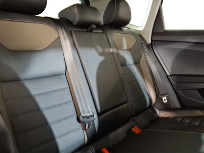2022 Volkswagen Taos Highline Black