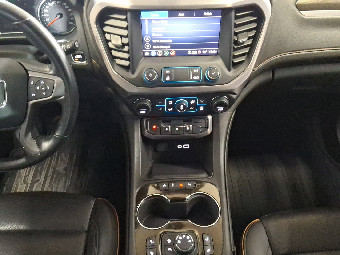 2022 GMC Acadia AT4