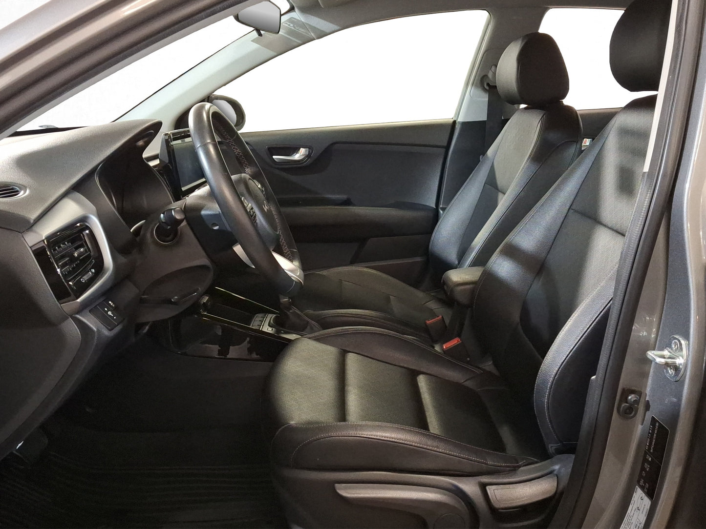 2022 KIA Rio Sedan EX