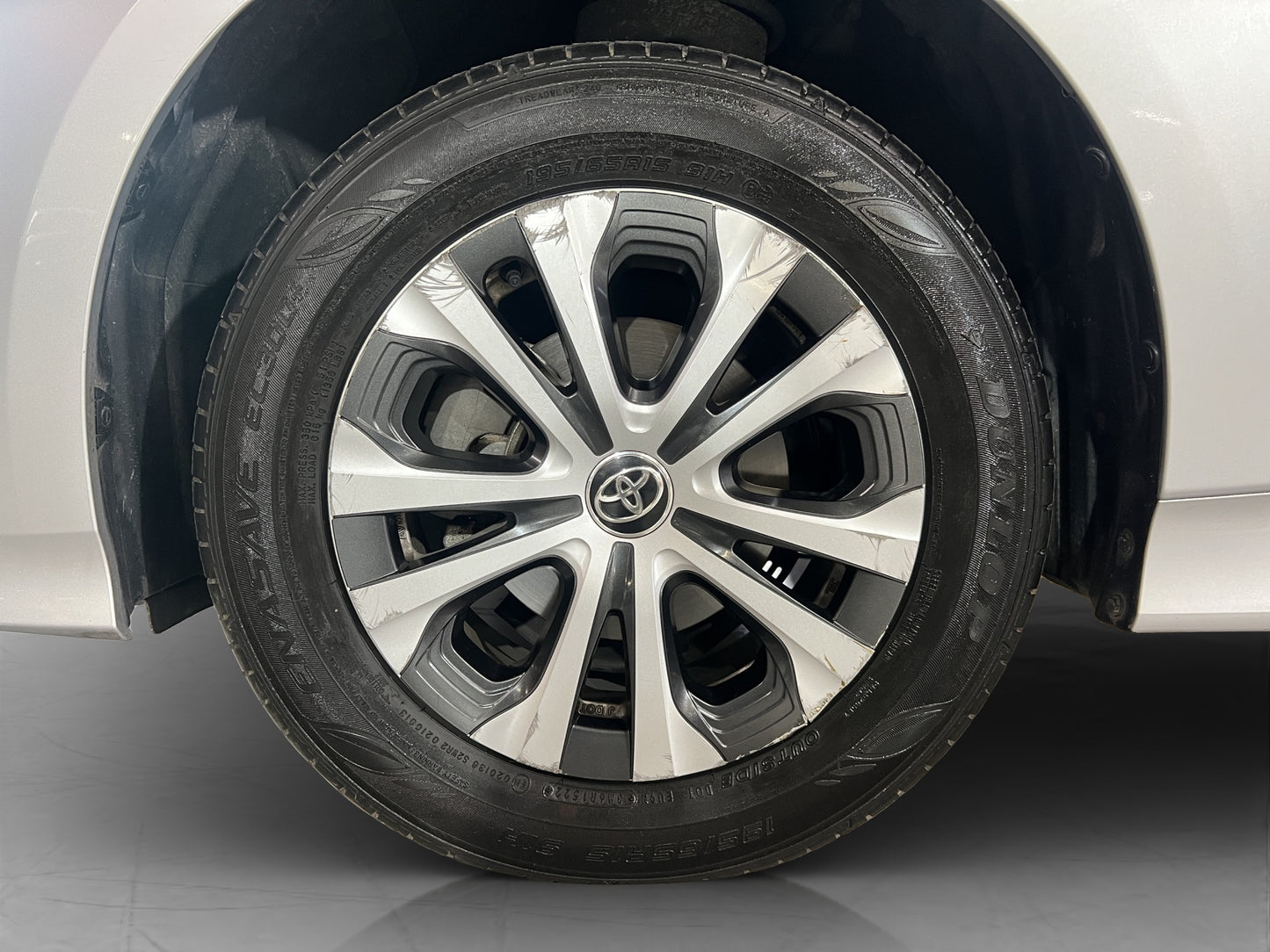 2022 Toyota Prius Híbrido Base
