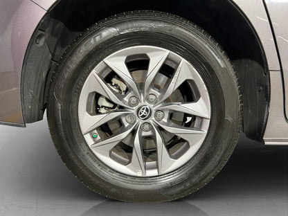 2022 Toyota Sienna LE