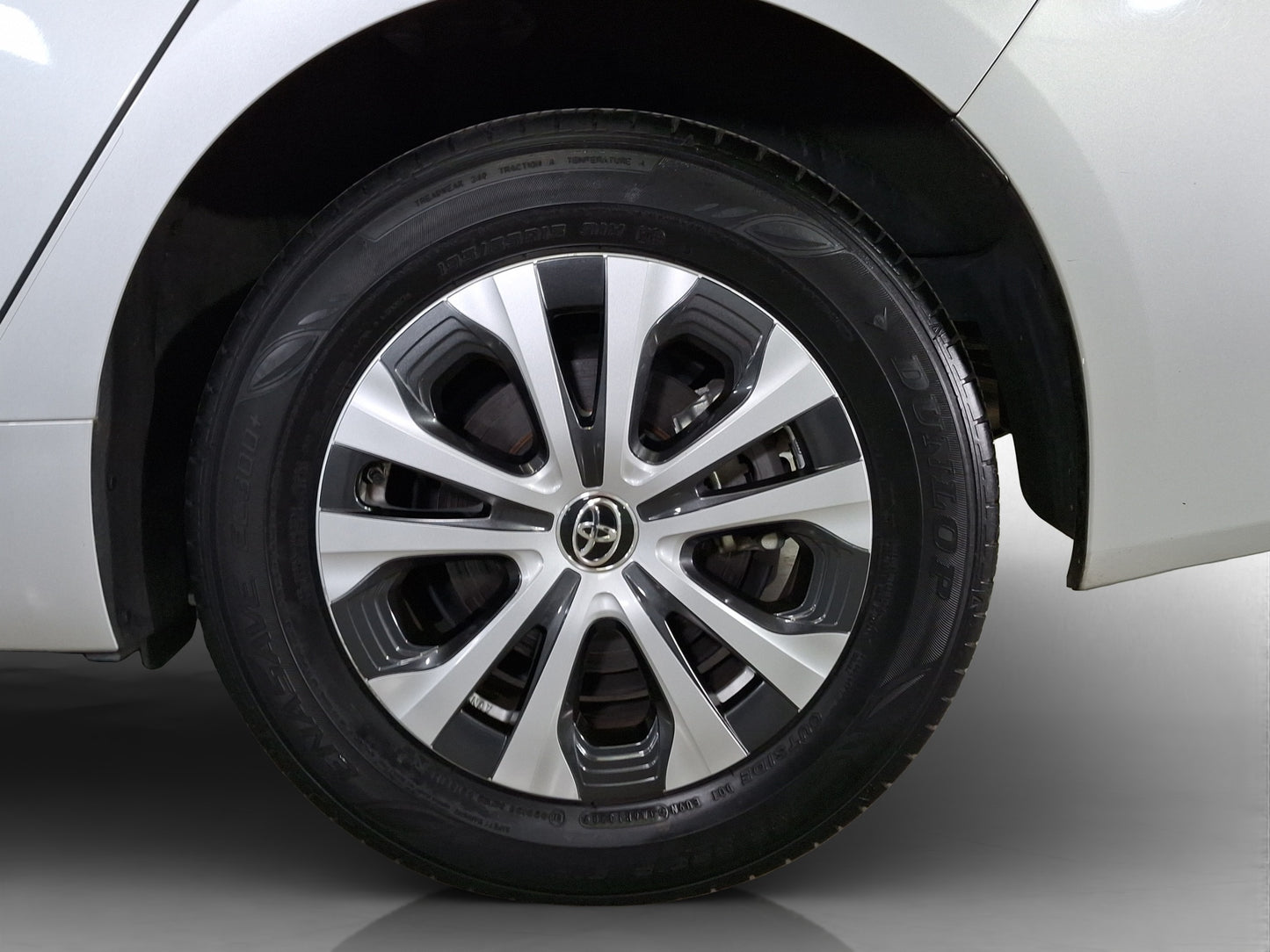2020 Toyota Prius Híbrido Premium
