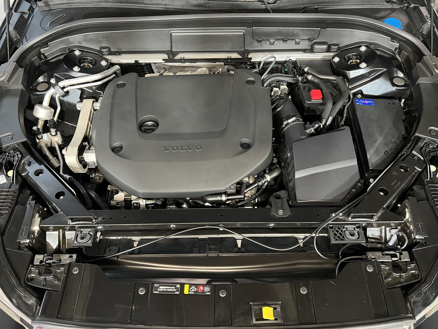 2023 Volvo XC60 B6 Ultimate AWD MHEV