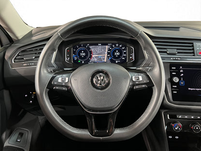 2021 Volkswagen Tiguan R-Line