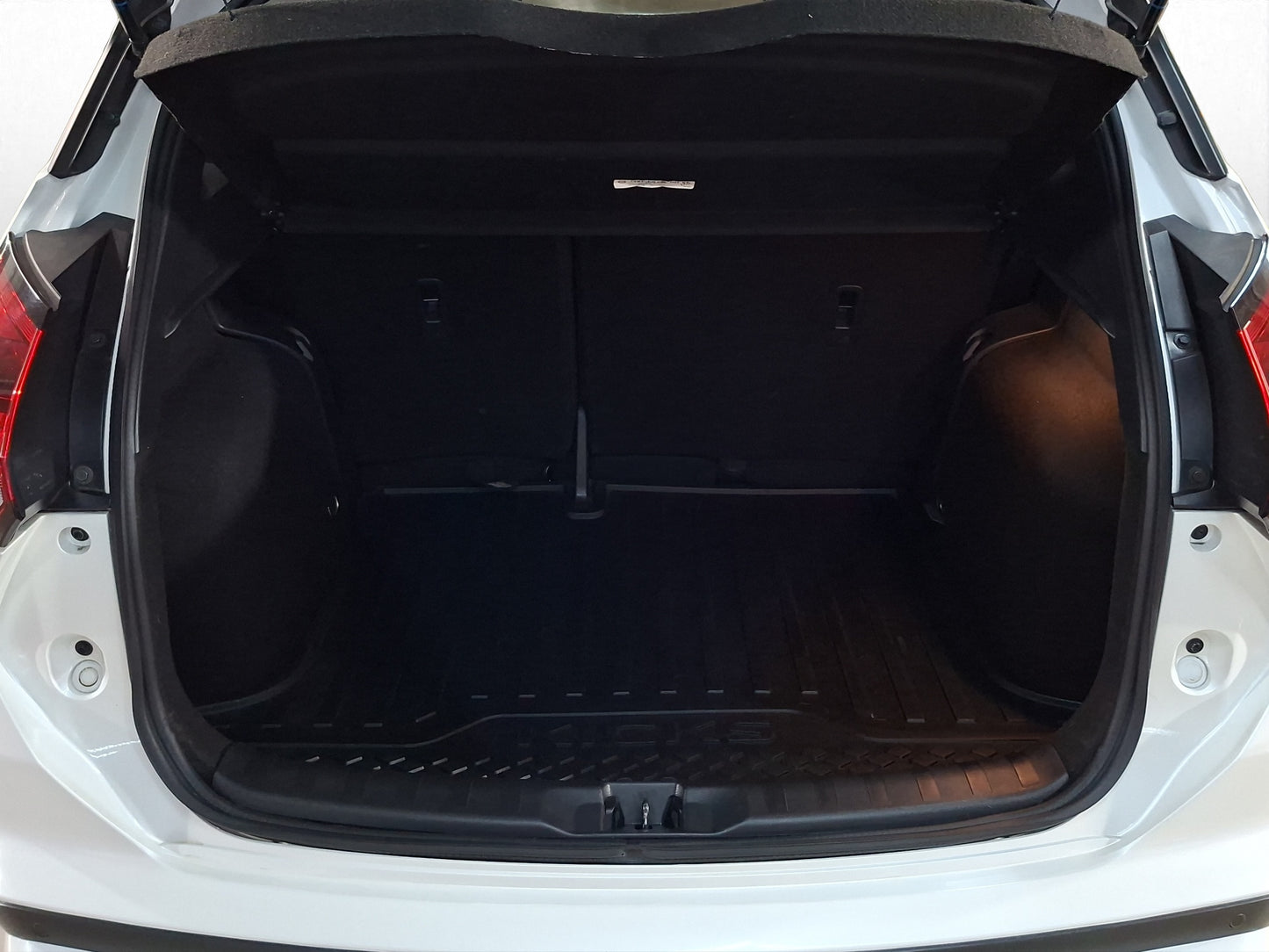 2021 Nissan Kicks Exclusive