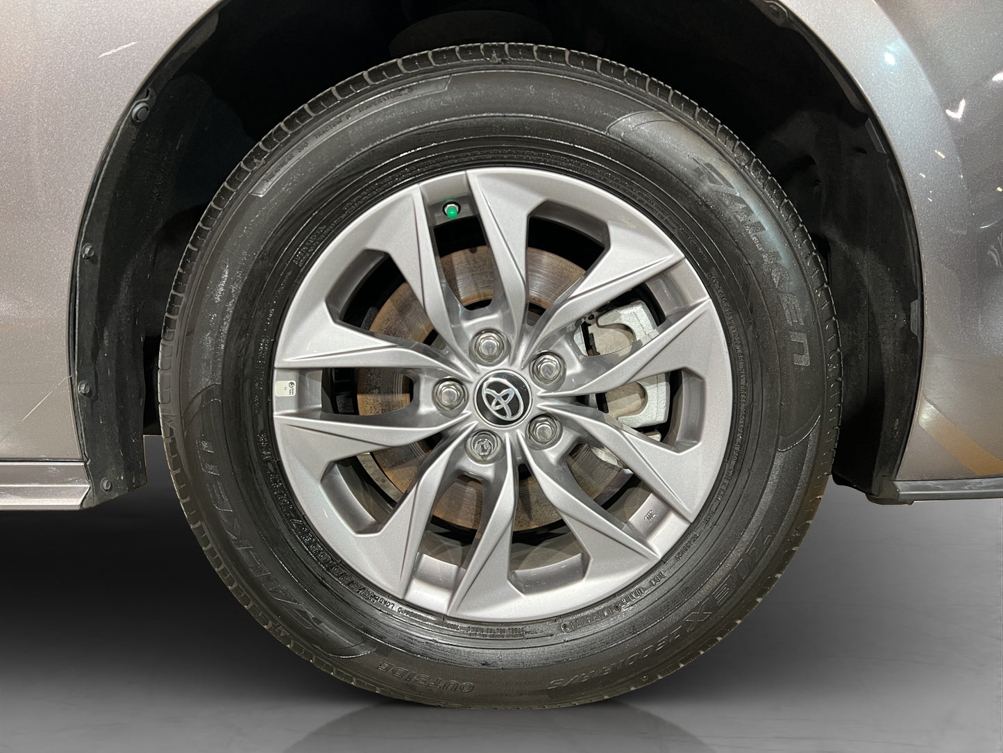 2022 Toyota Sienna LE