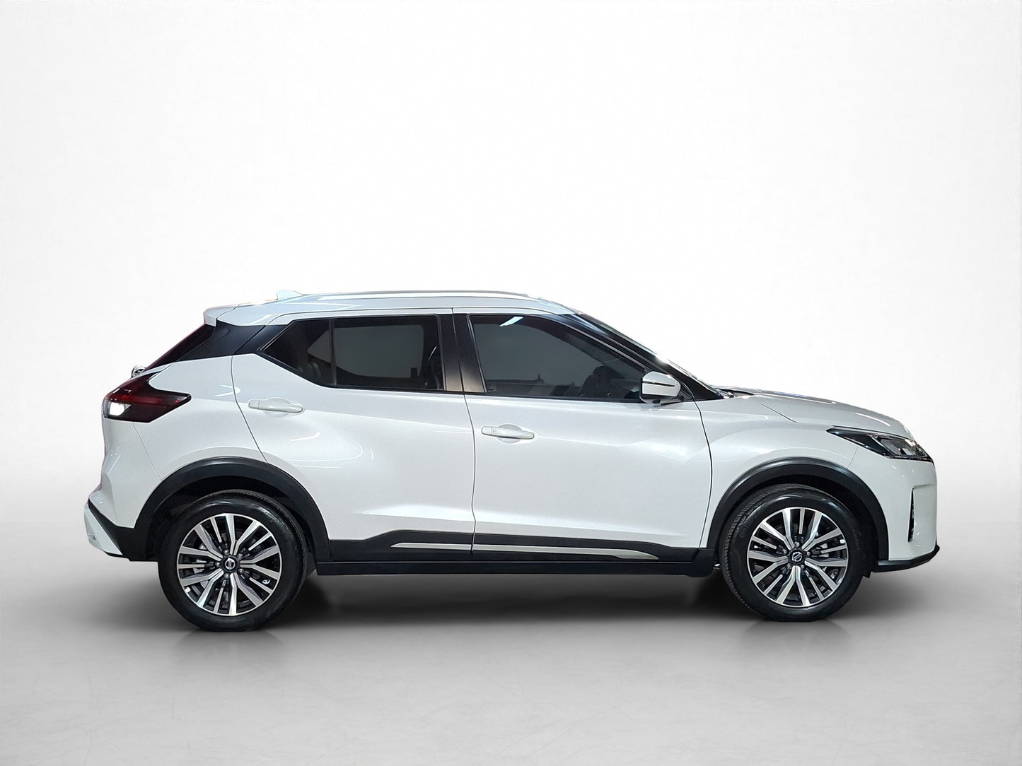 2021 Nissan Kicks Exclusive