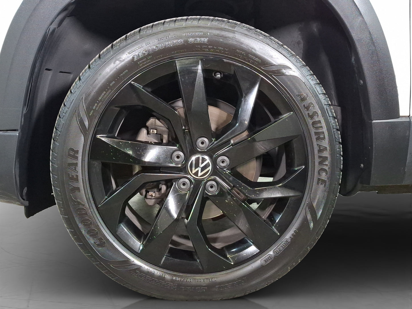2022 Volkswagen Taos Highline Black