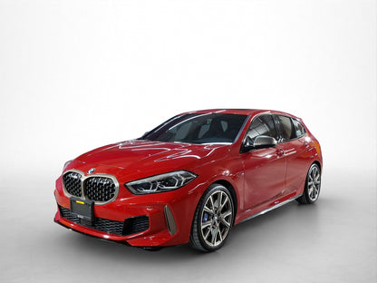2022 BMW Serie 1 M135i
