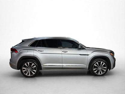 2022 Volkswagen Cross Sport R-Line