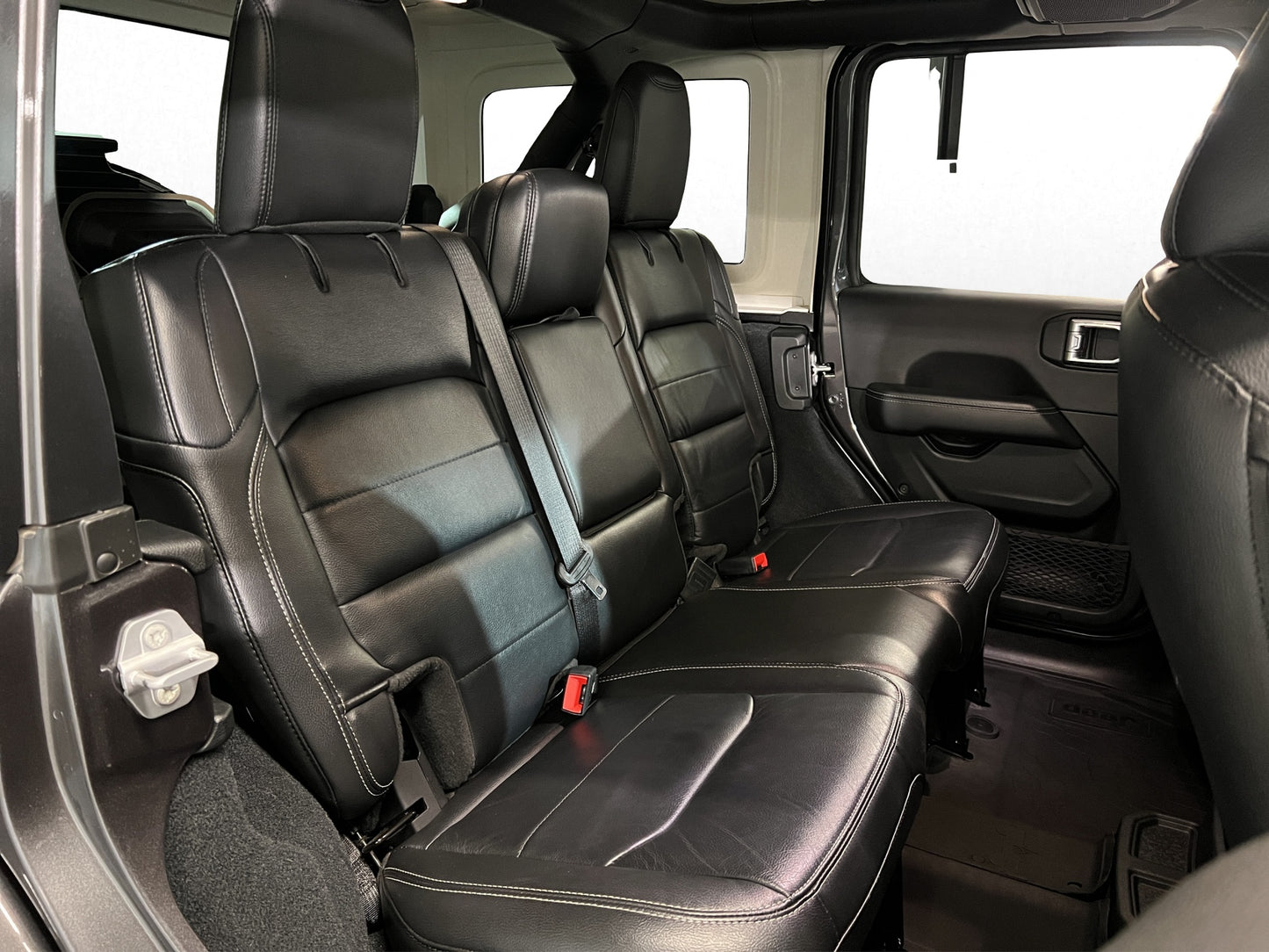 2022 Jeep Wrangler Unlimited Sahara MHEV