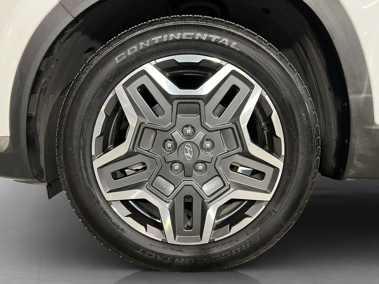 2024 Hyundai Santa Fe GLS Premium