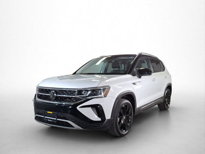 2022 Volkswagen Taos Highline Black