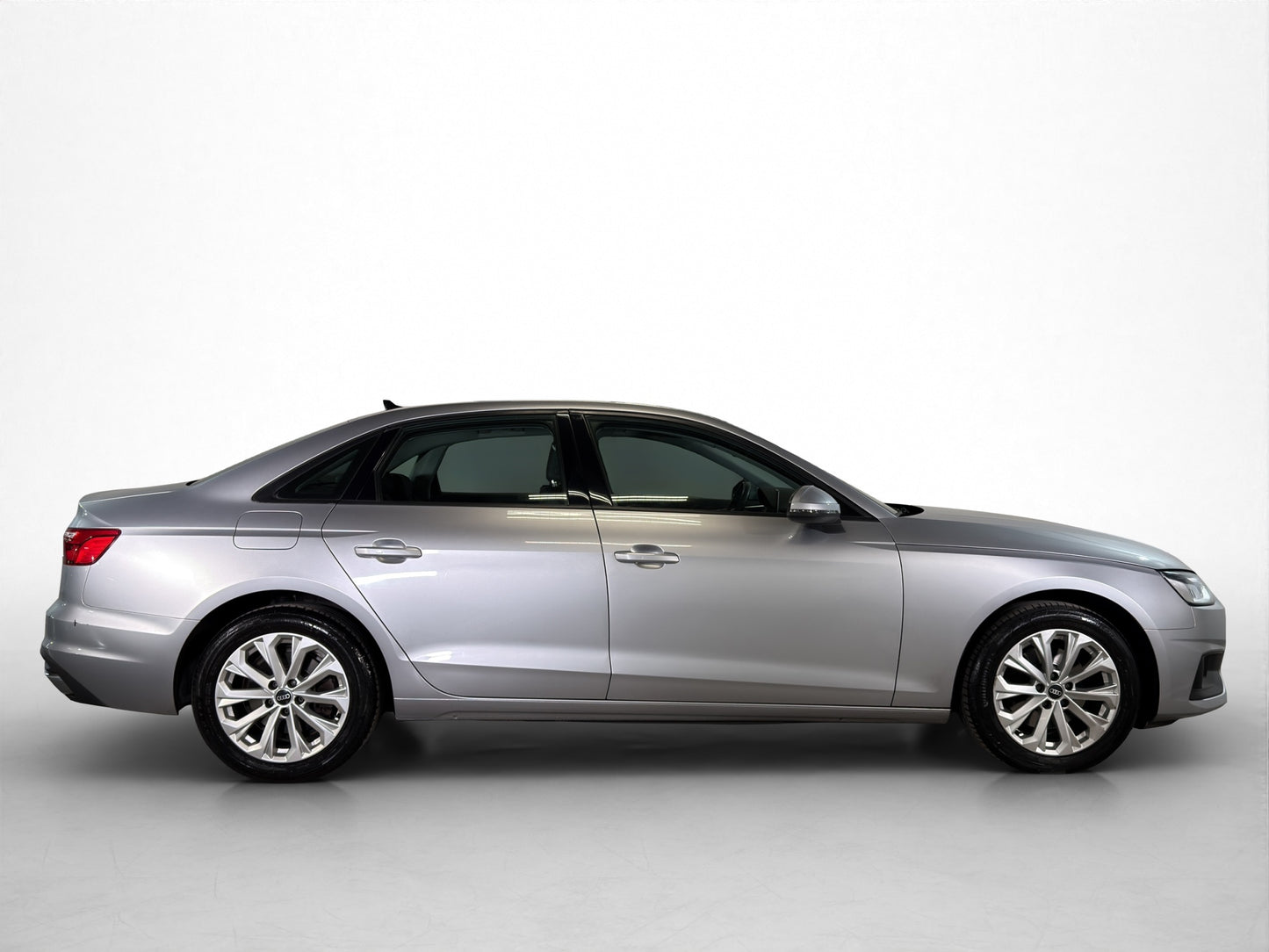 2023 Audi A4 Dynamic 2.0T