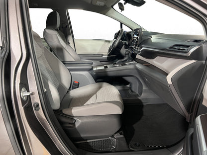 2022 Toyota Sienna LE