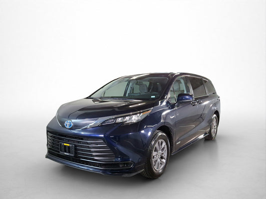2021 Toyota Sienna LE