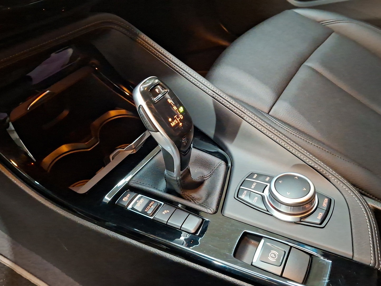 2021 BMW X1 20i X Line