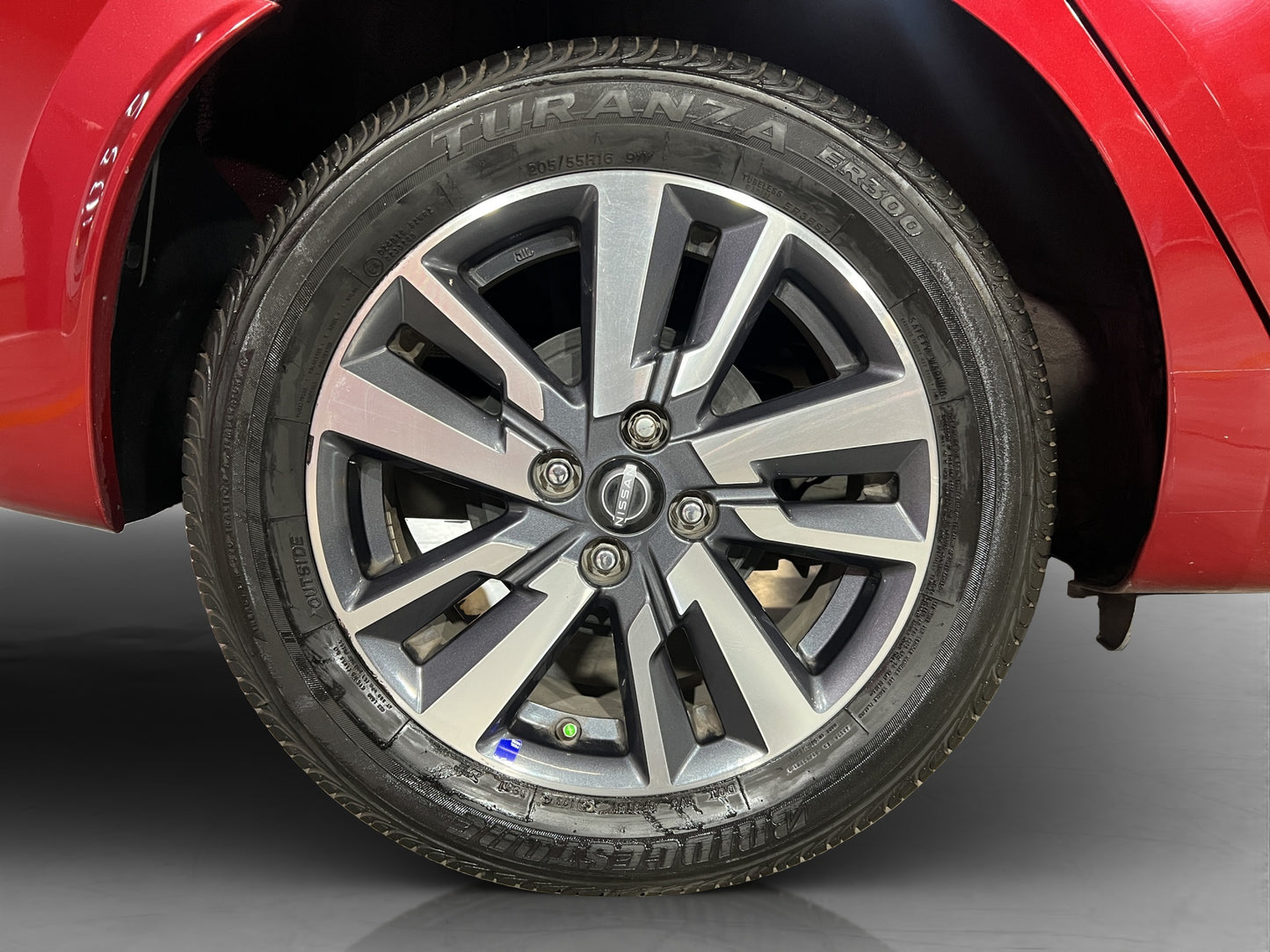 2023 Nissan Versa Advance