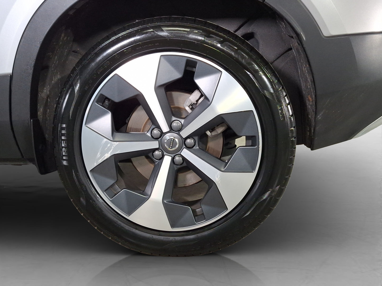 2024 Volvo XC40 B4 Plus Mild Hybrid