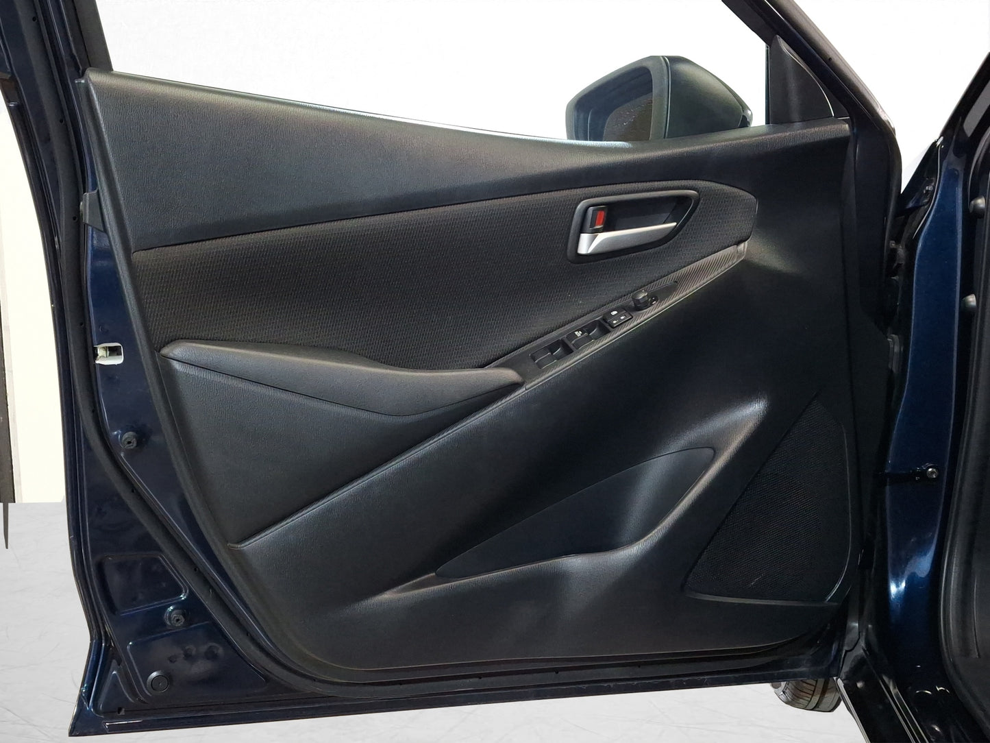 2023 Mazda 2 i Sport - Mazda Wahu México