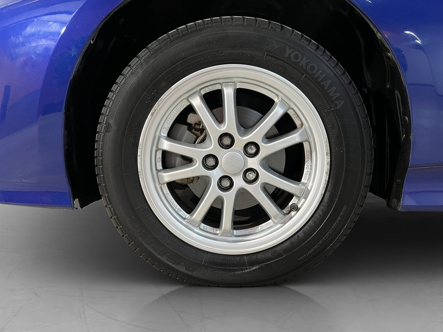 2018 Toyota Prius Híbrido Base