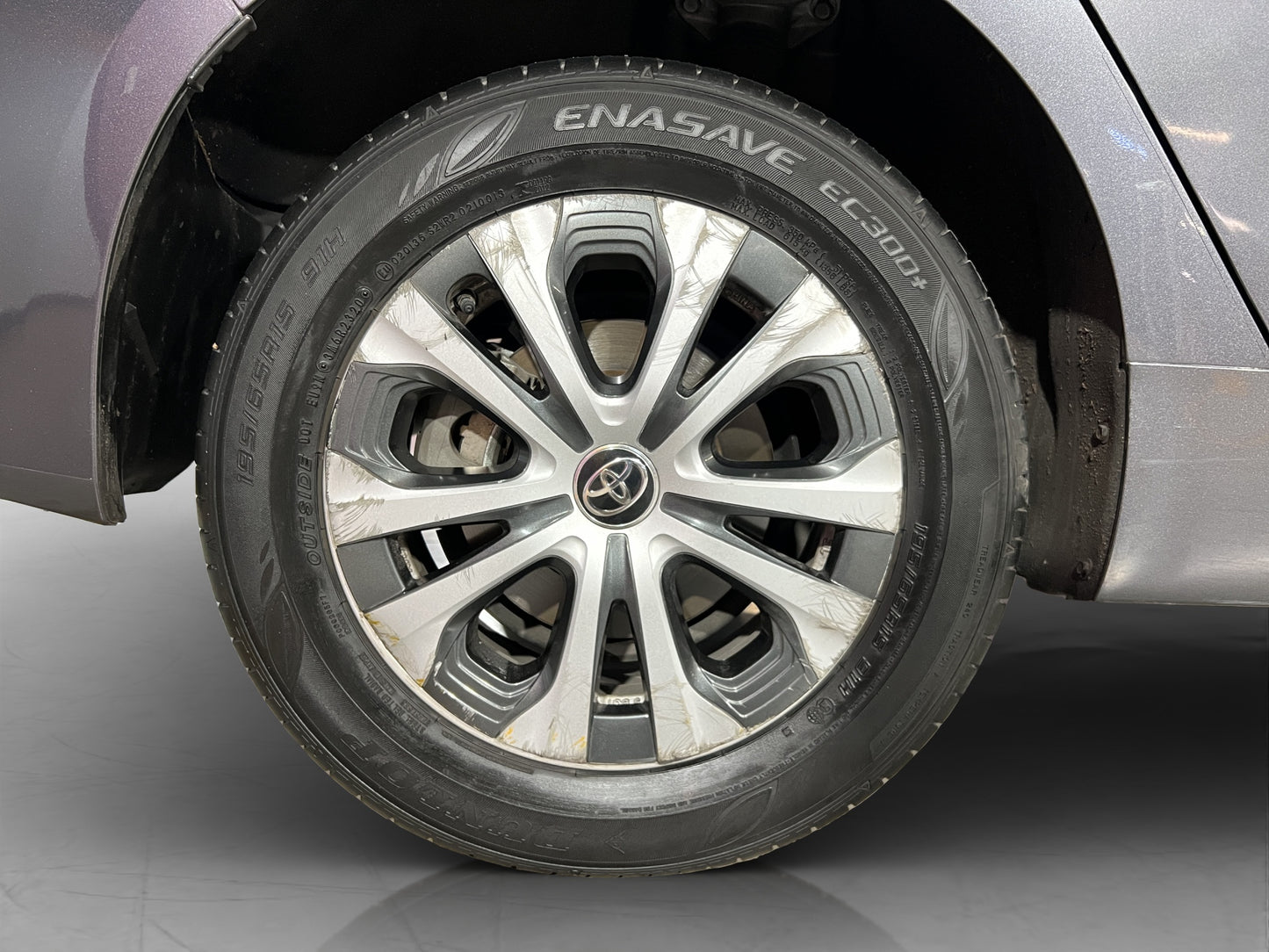 2020 Toyota Prius Híbrido Base
