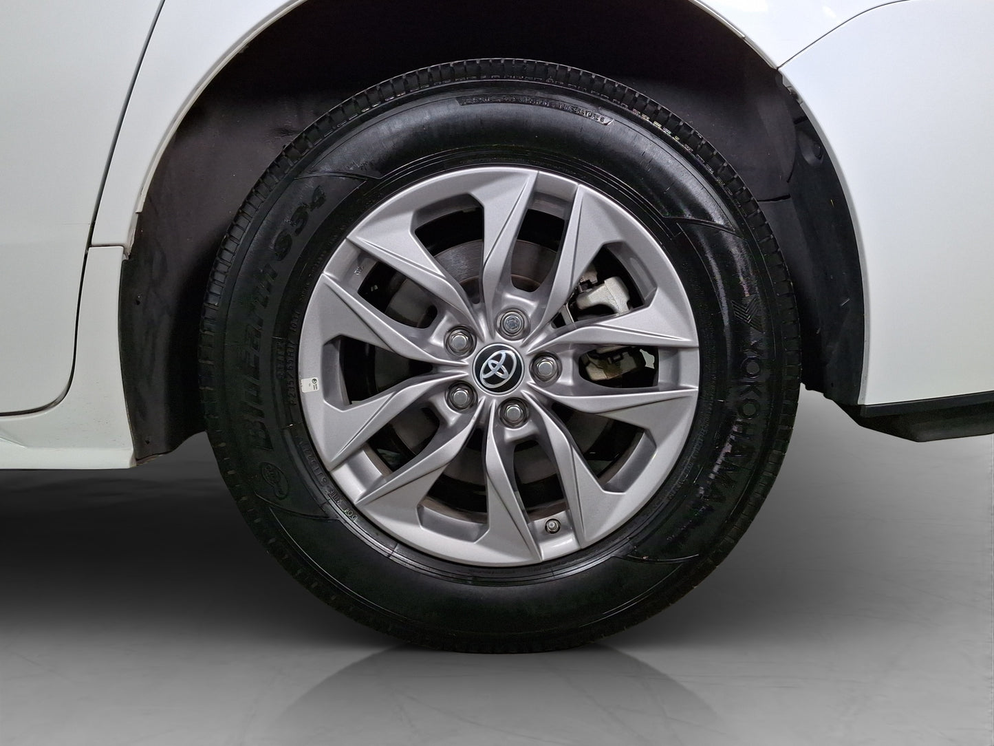 2022 Toyota Sienna LE