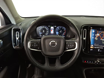 2022 Volvo XC40 Inscription T4