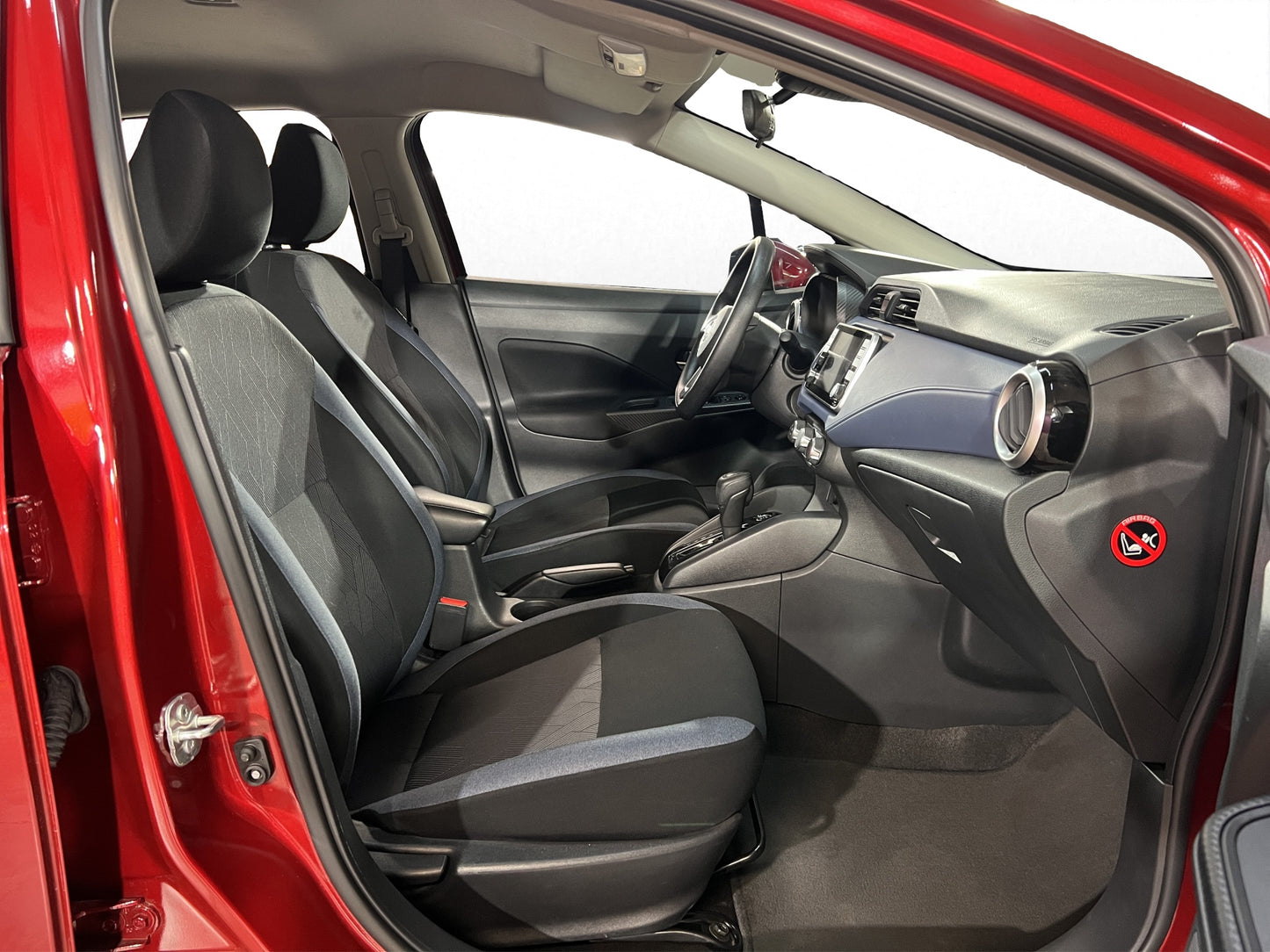 2023 Nissan Versa Advance
