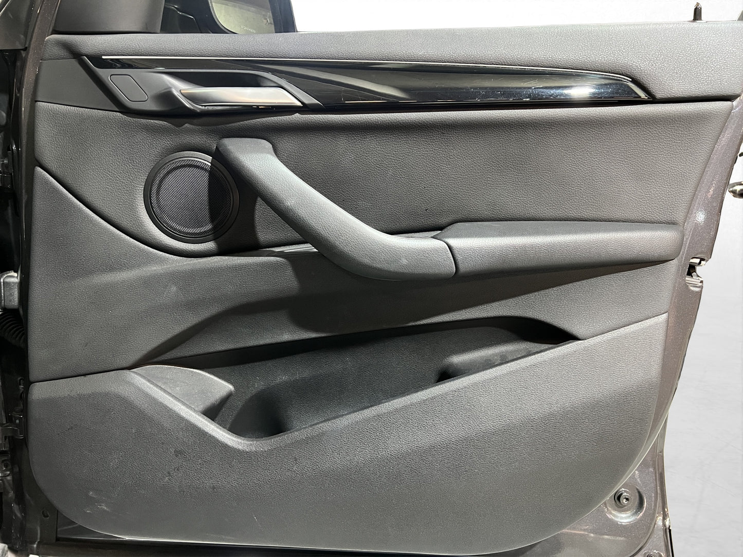 2019 BMW X1 20i X Line