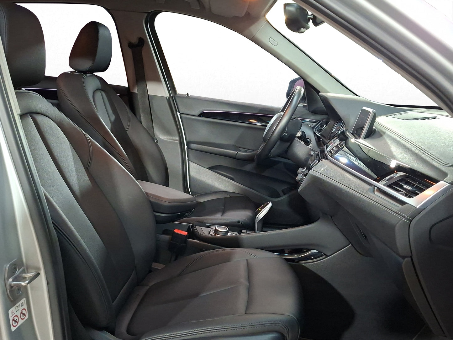 2021 BMW X1 20i X Line