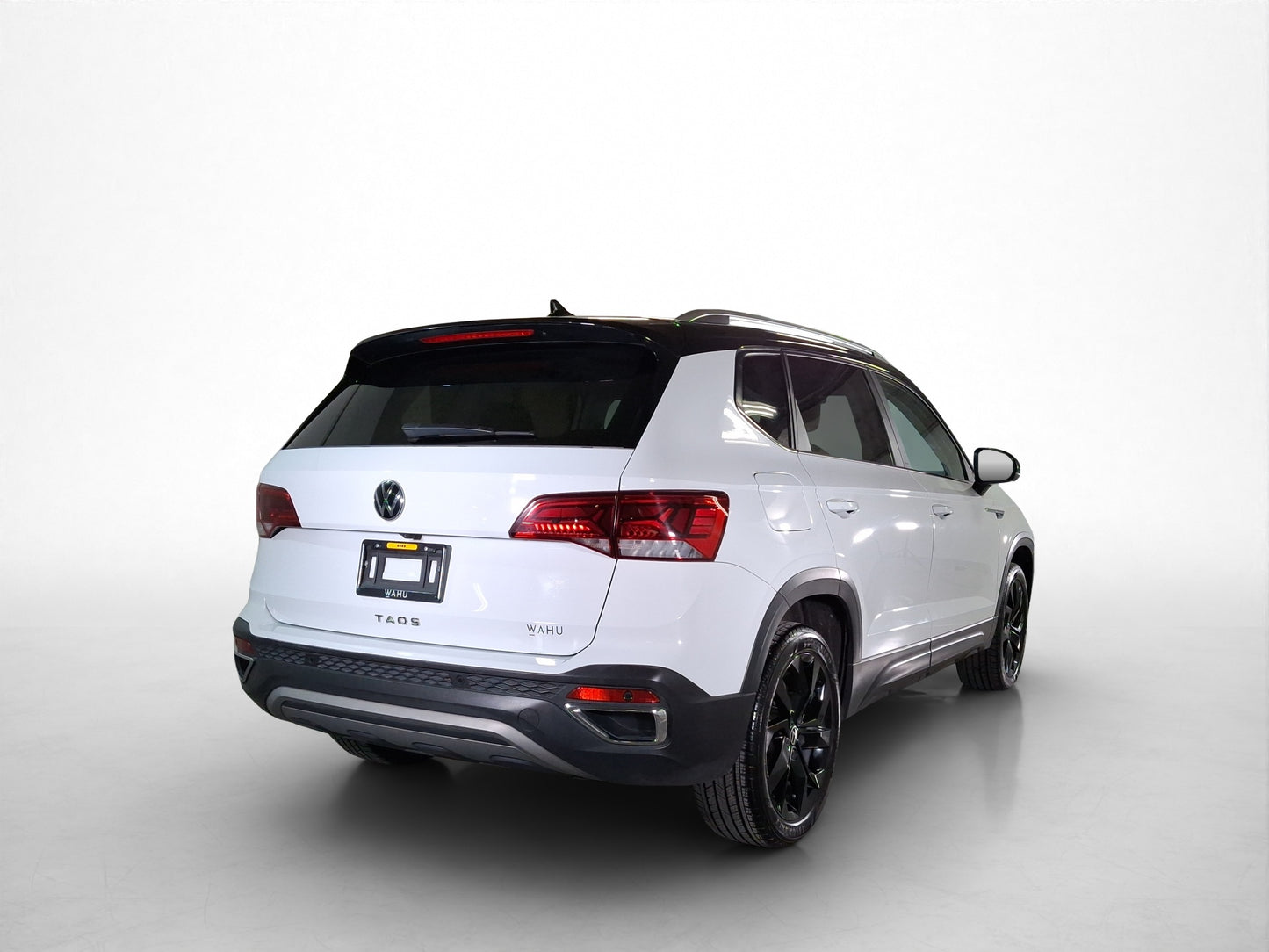 2022 Volkswagen Taos Highline Black