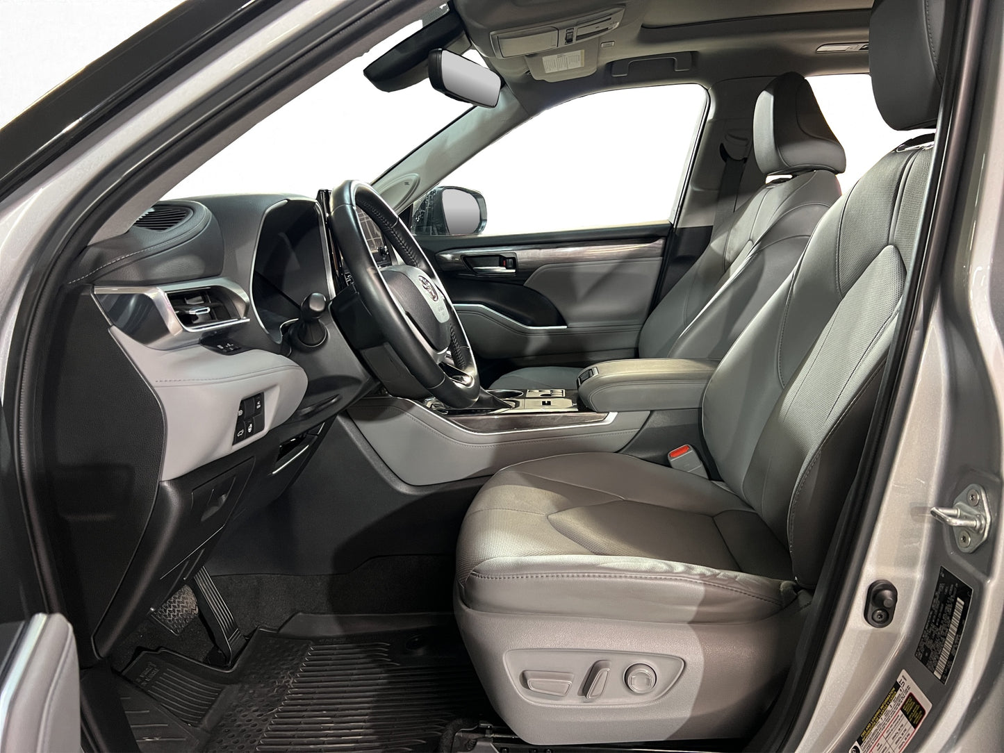 2023 Toyota Highlander Limited Hibrida