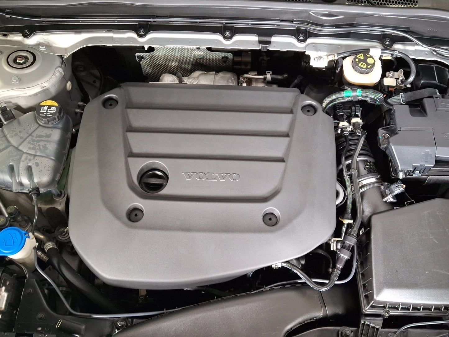 2024 Volvo XC40 B4 Plus Mild Hybrid