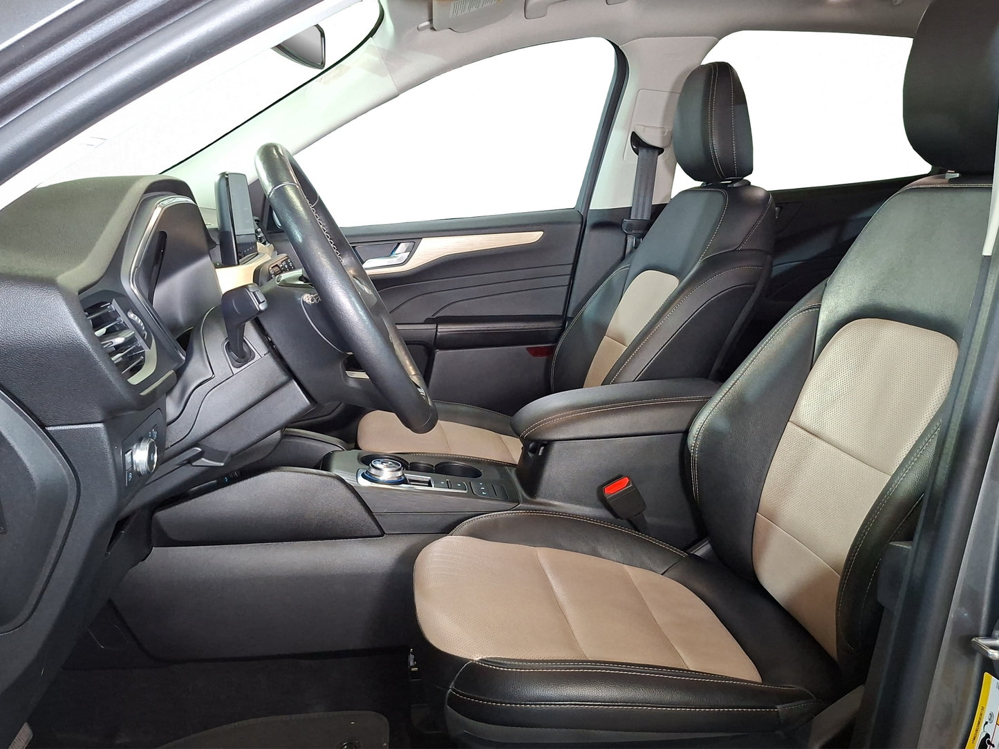 2021 Ford Escape Titanium Hybrid