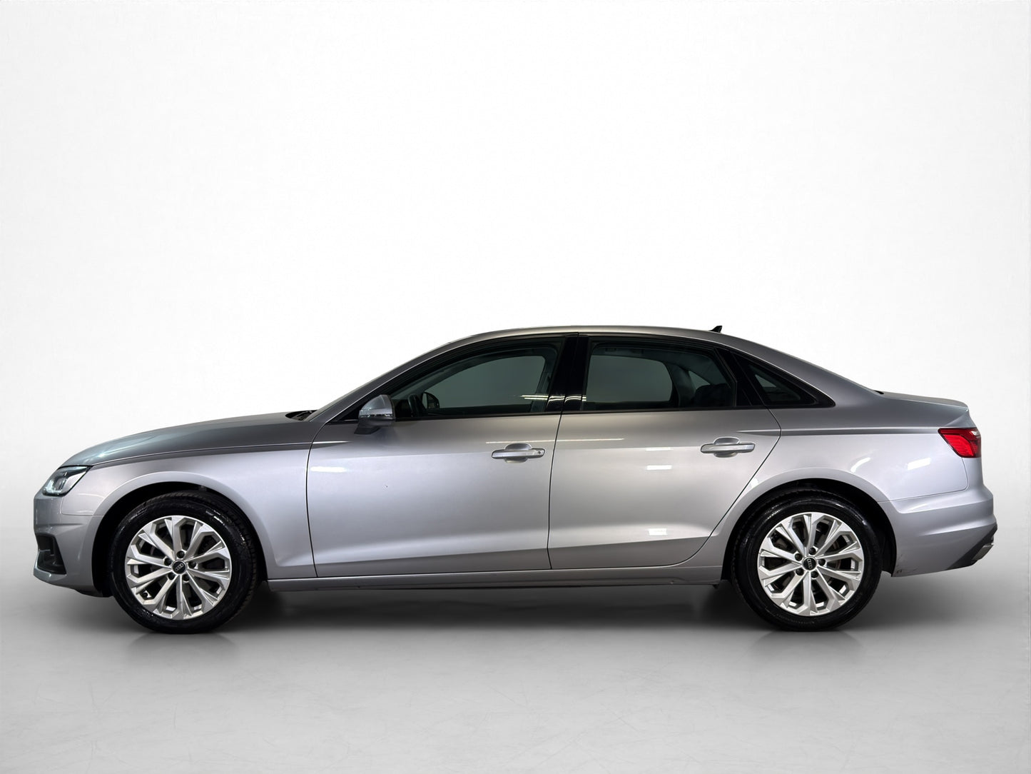 2023 Audi A4 Dynamic 2.0T