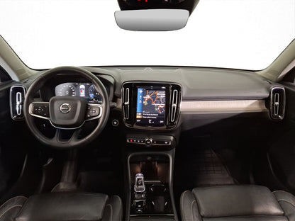2022 Volvo XC40 Inscription T4