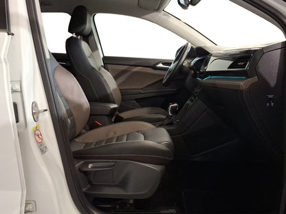 2022 Volkswagen Taos Highline Black