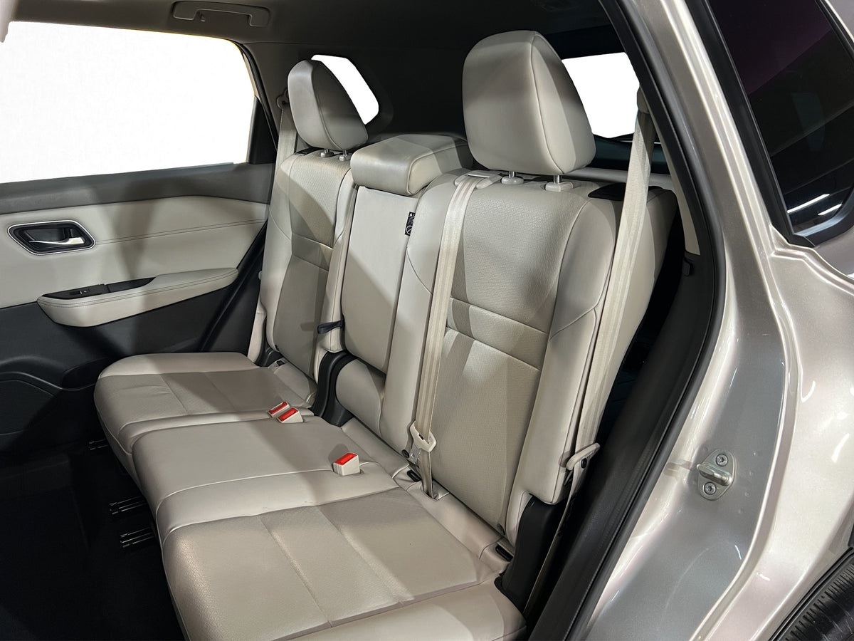 2023 Nissan X-Trail Platinum E-Power