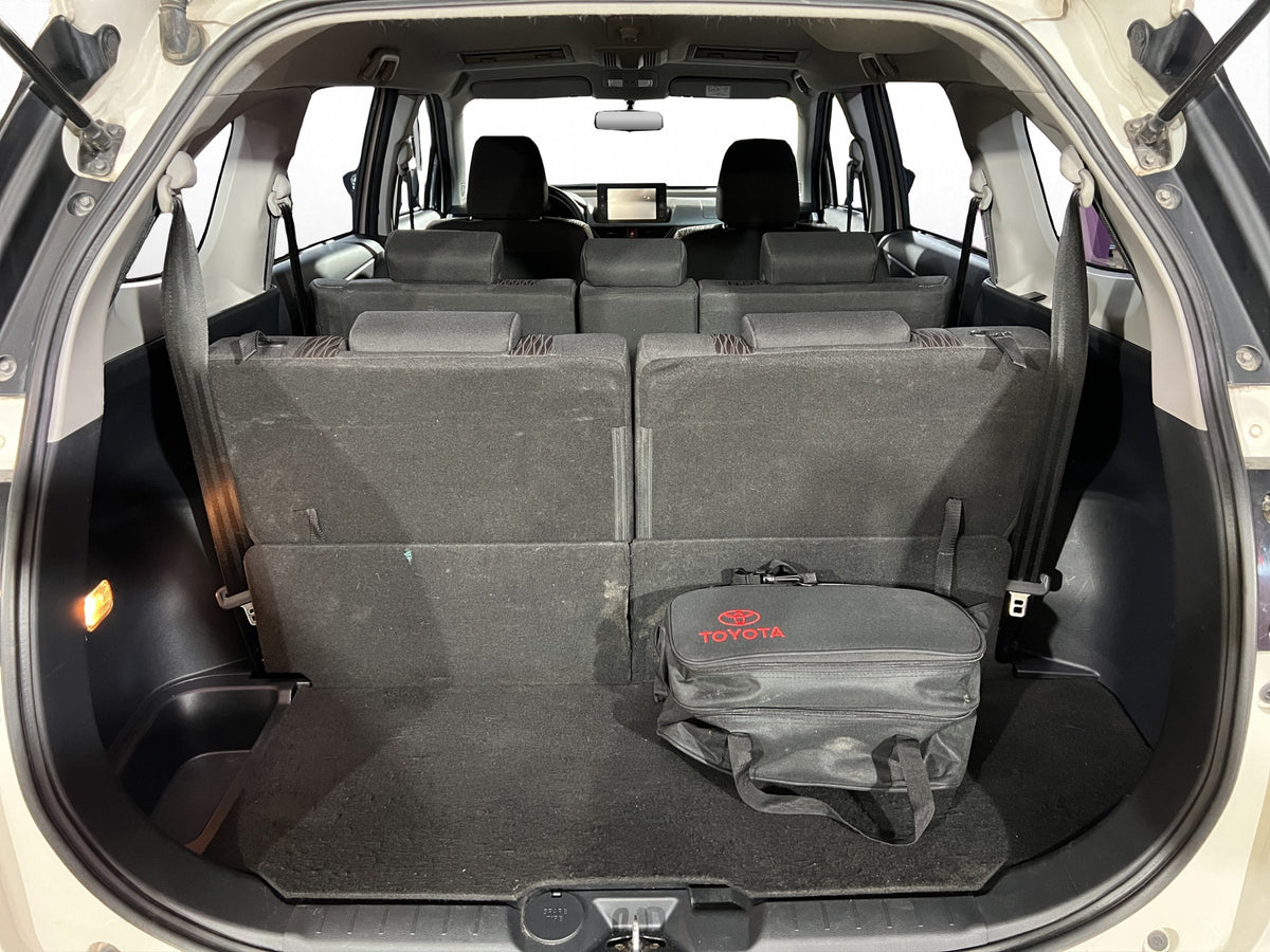 2024 Toyota Avanza XLE