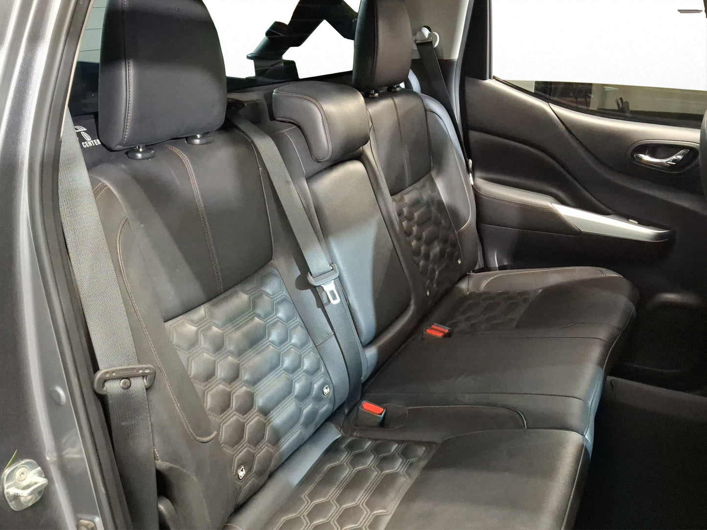 2023 Nissan Frontier Platinum LE Doble Cabina