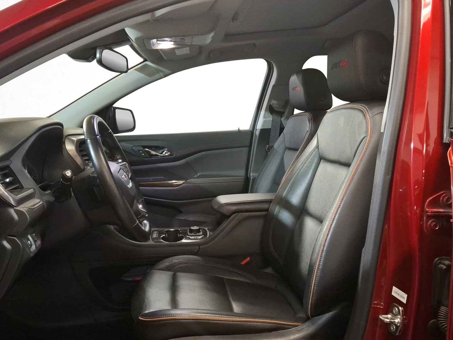 2022 GMC Acadia AT4