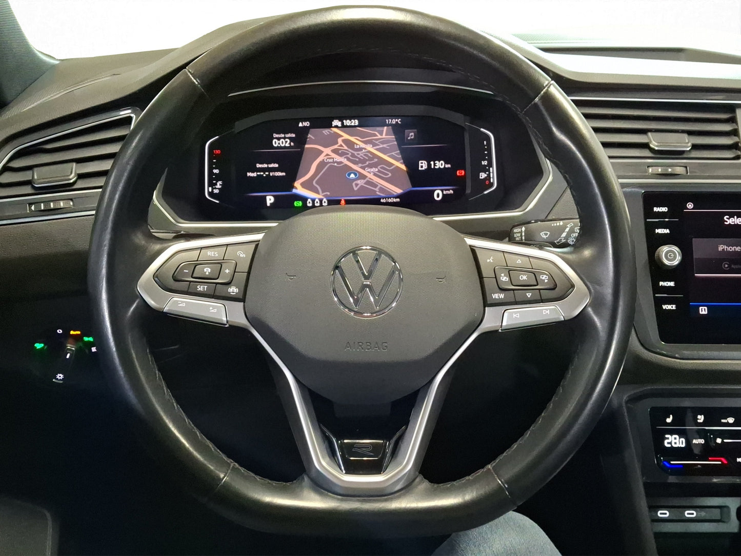 2023 Volkswagen Tiguan R-Line