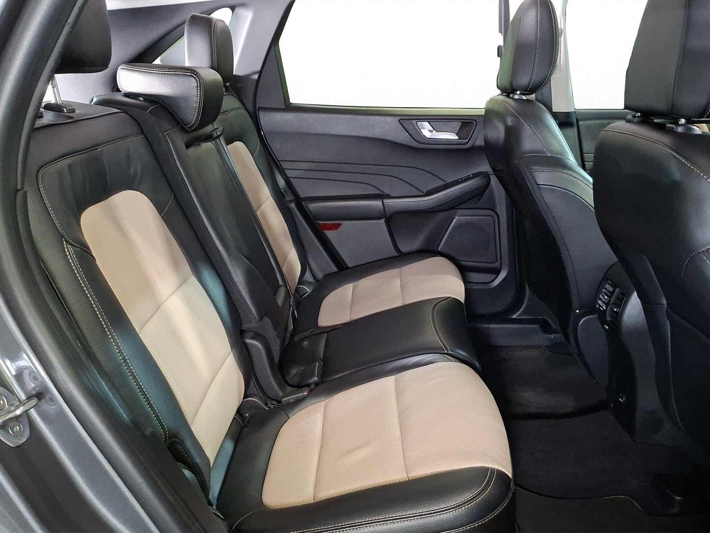 2021 Ford Escape Titanium Hybrid