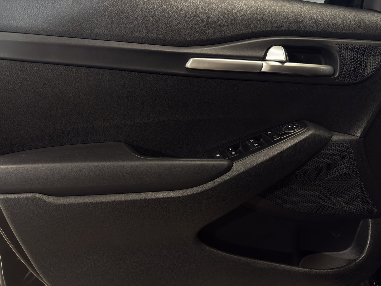 2023 KIA Seltos EX